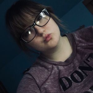 Meet your Posher, Hailey